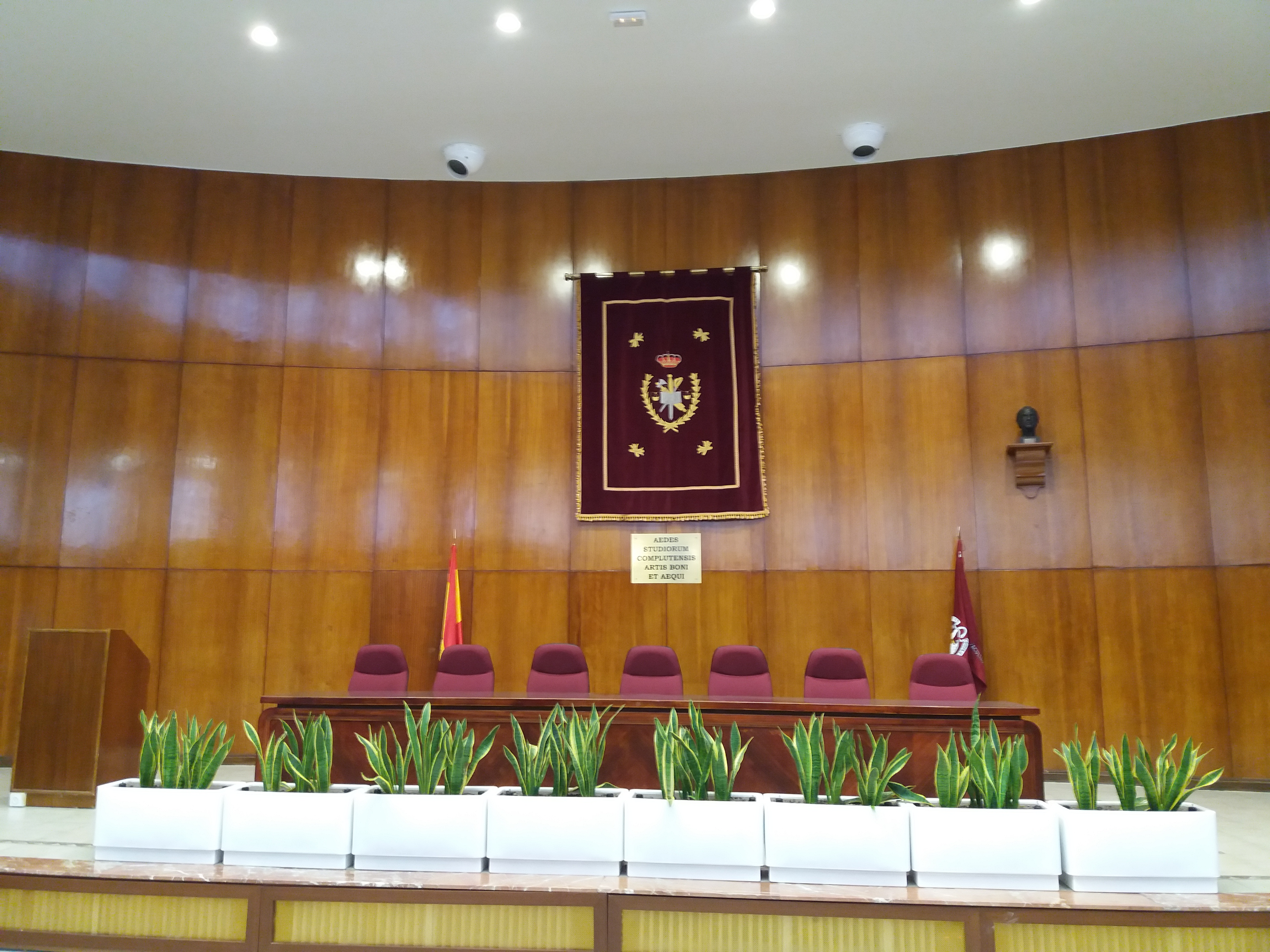 AVISO IMPORTANTE: Comunicado urgente del Decano de 22 de septiembre sobre el curso 2020/21